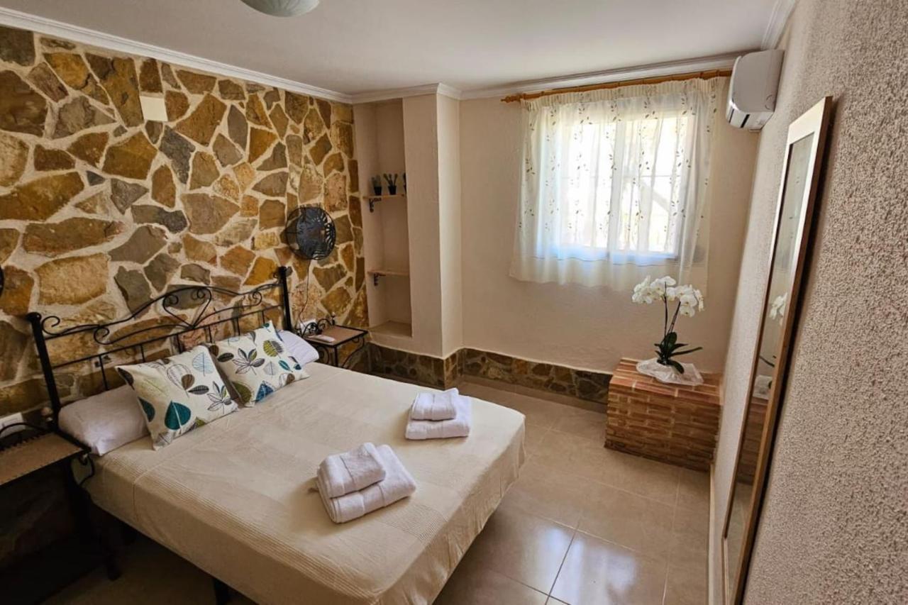 Buen Estar, Piscina, Barbacoa, Jacuzzi En Valencia Villa Turís Exterior foto