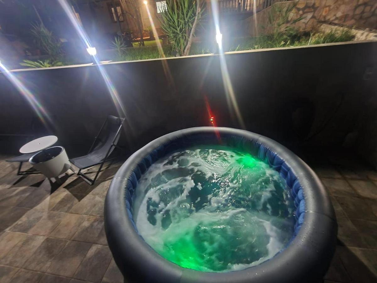 Buen Estar, Piscina, Barbacoa, Jacuzzi En Valencia Villa Turís Exterior foto